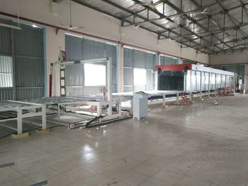 Garis Mesin Pembuat Kasur Busa Horizontal Terus Menerus Tekanan Rendah Otomatis