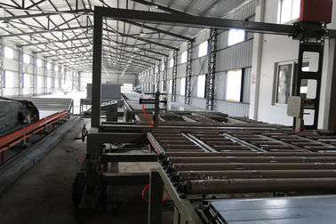 Efisiensi Tinggi PE Foam Lembar Ekstrusi Line, PVC Foam Dewan Mesin 200 ~ 300L / Min